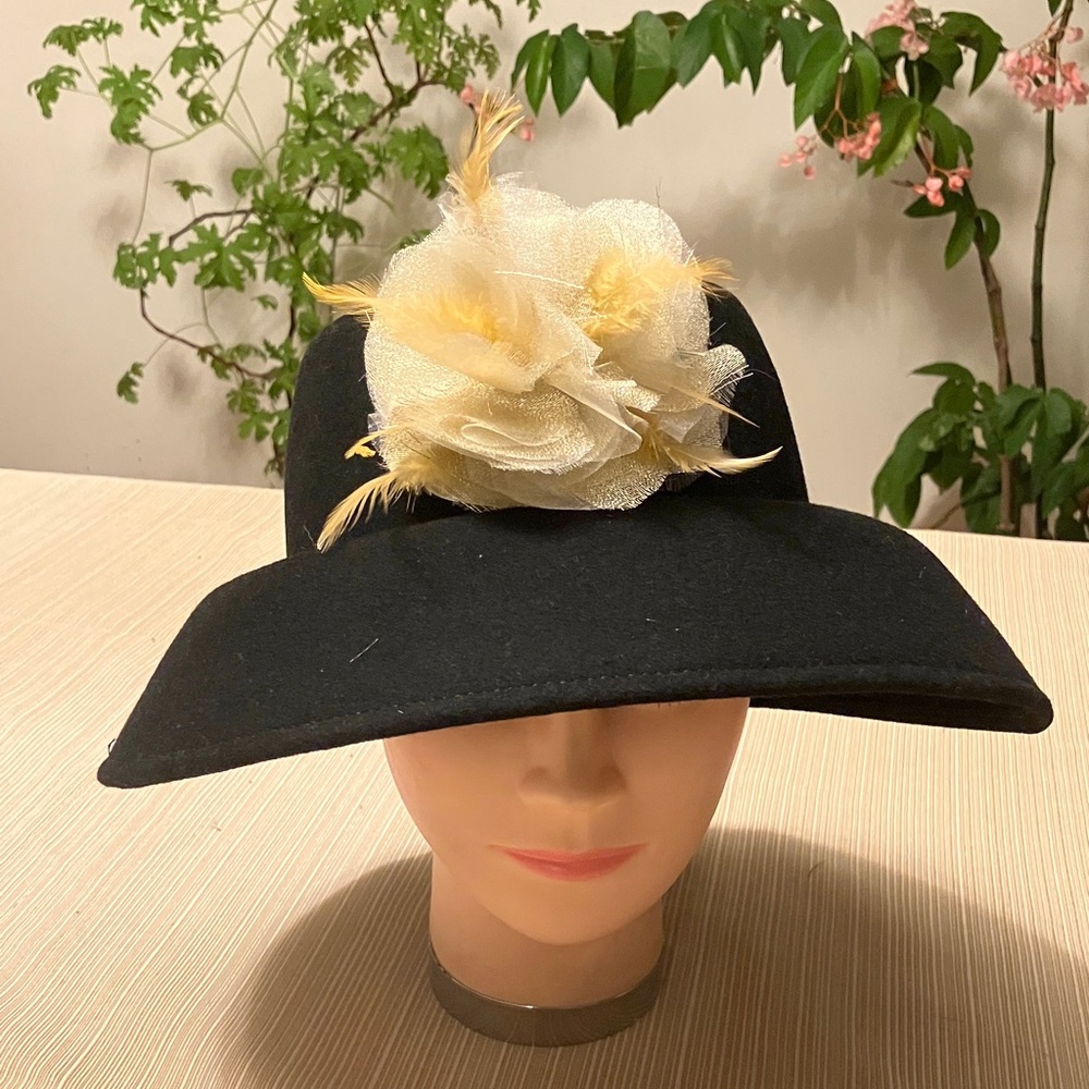 Elegant Black Wool Hat with Cream Golden Floral Accent